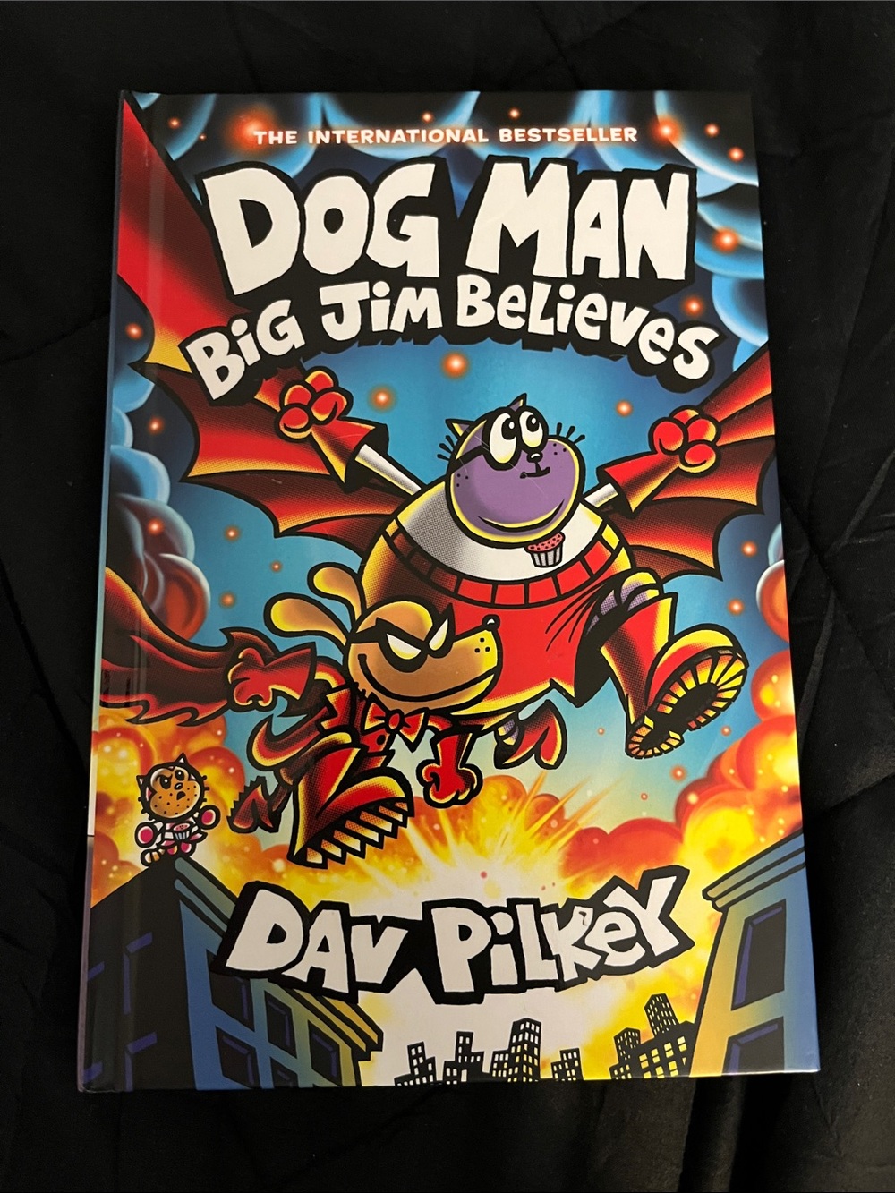 Dog Man: Big Jim Believes - Colorful Blue and Red Kids Comic